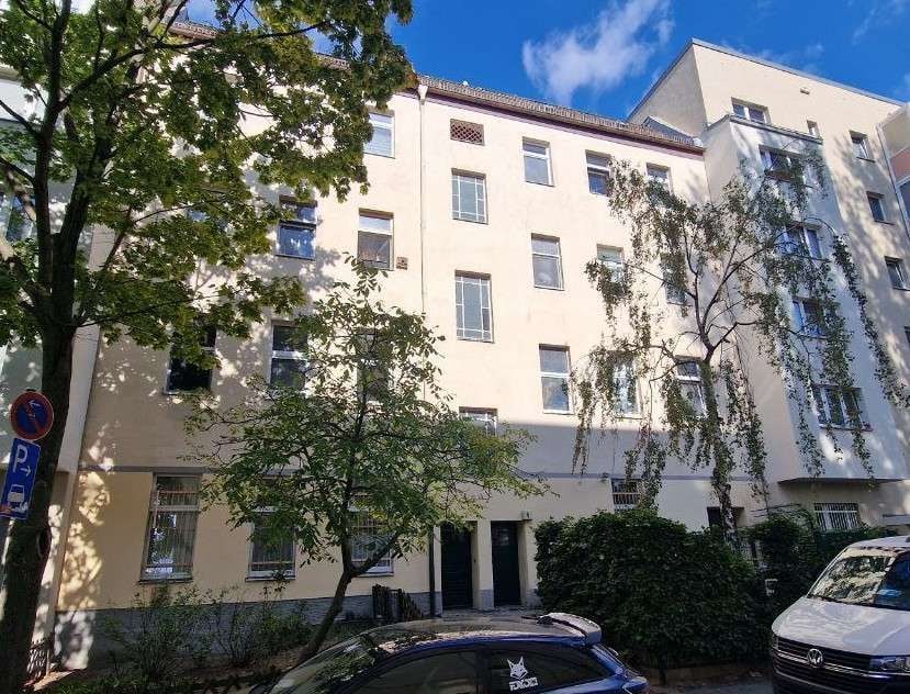 Gebäuderückseite